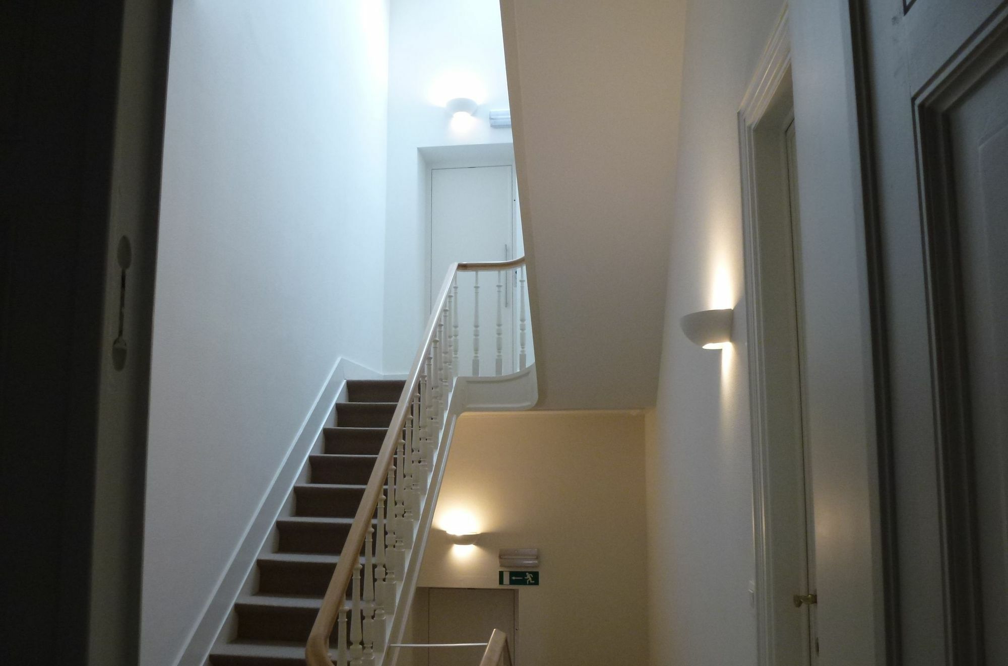 B&B Living In Brusel, Urban B&B Etterbeek Luaran gambar